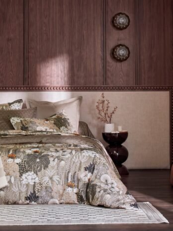Blanc Des Vosges: Shalina Natural Sateen Bedding Set