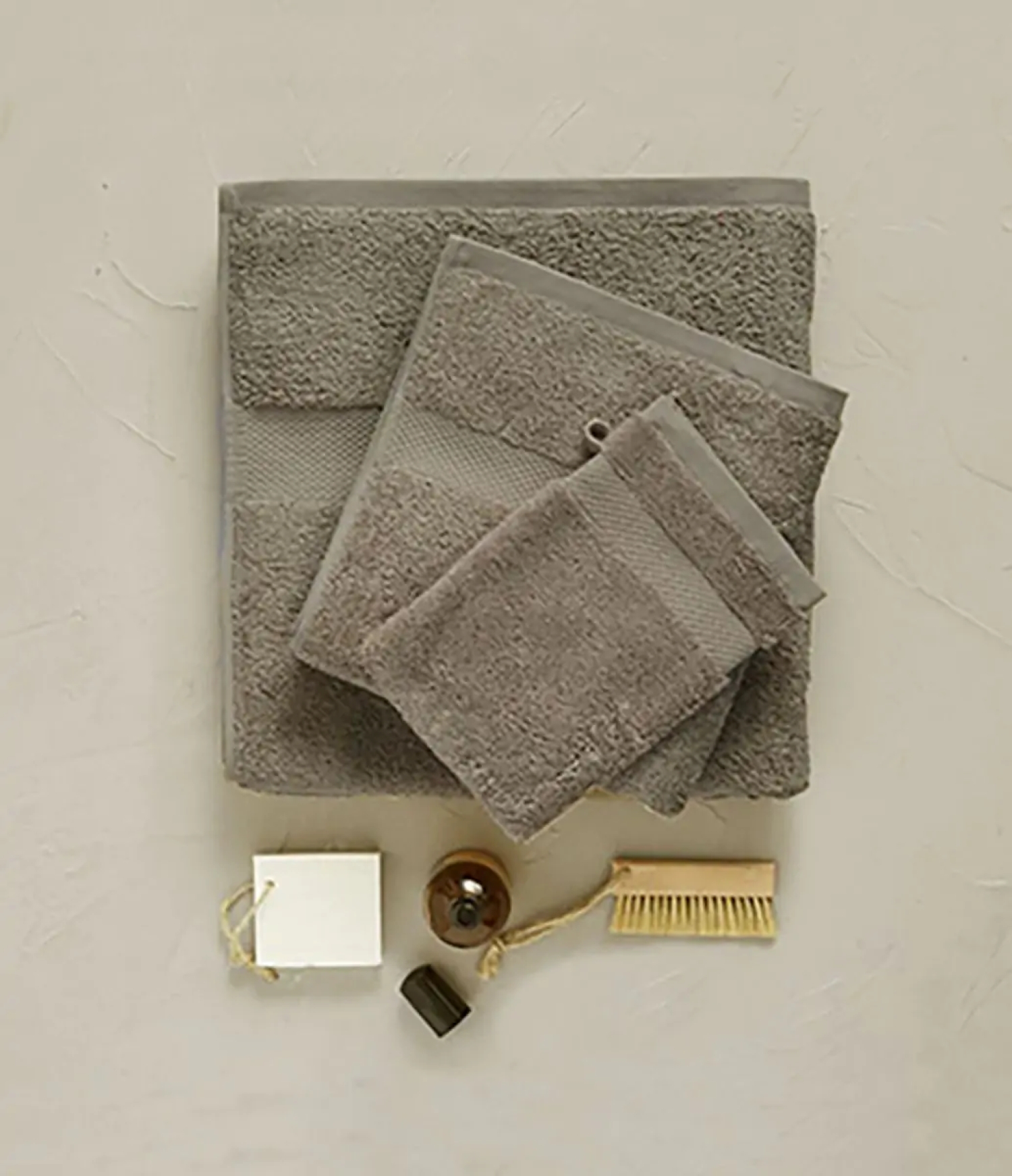 Bath Linen Set: Luxe Monochrome Taupe Bath Towels